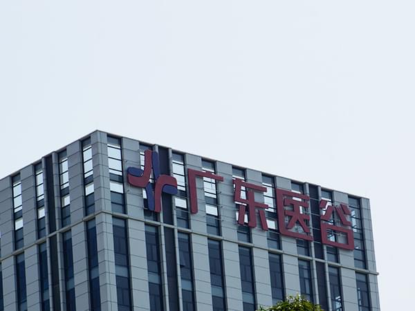 廣州寫字樓發光字制作方案的選擇-廣州卓盛標識